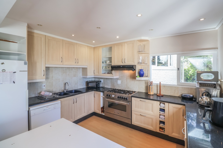 To Let 4 Bedroom Property for Rent in Lower Robberg Western Cape